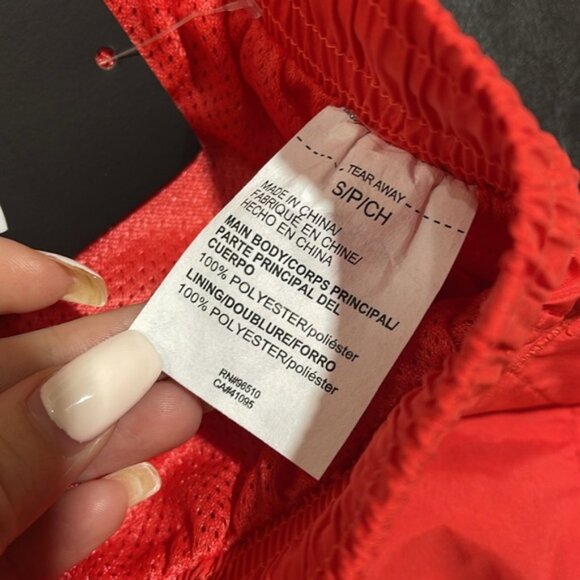 Under Armour Men's Essential Volley Shorts - Picture 10 of 12